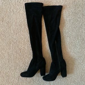 Size 7 Knee High Zip Up skin tight Suede Boots